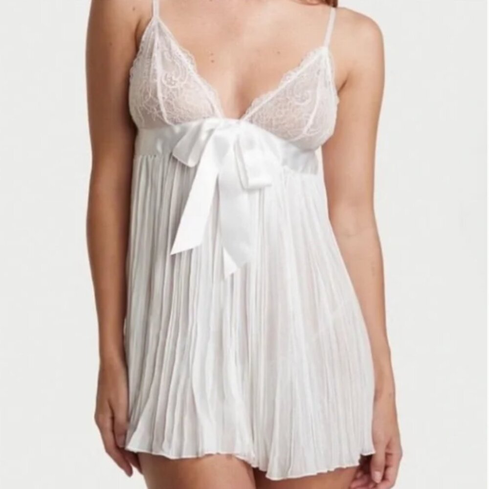 Victoria's Secret‎ Very Sexy Pleated Babydoll Dress Top Sheer Medium White
